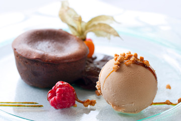 Ice cream and hot chocolate coulant dessert.
