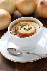 french onion gratin soup