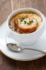 french onion gratin soup