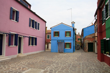 Fototapeta na wymiar kolorowe domy w Burano (Wenecja)