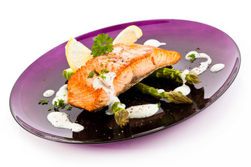 Grilled salmon and vegetables