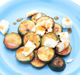 Zucchinis mit Feta