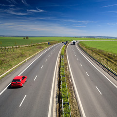 Fototapeta premium highway traffic on a lovely, sunny summer day