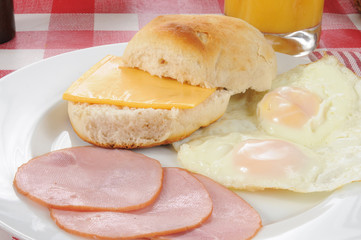 Breakfast biscuit