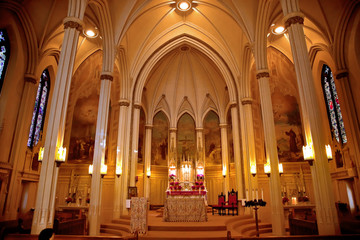 Fototapeta na wymiar Narodowe Sanktuarium św Franciszka z Asyżu Altar San Francisco