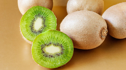 several kiwi fruit