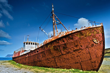 Garður Shipwreck - 42102472