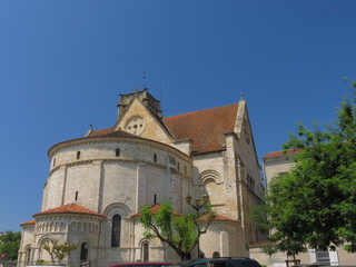 Fototapeta na wymiar Aquitaine, katedra Saint-Caprais Agen, Lot et Garonne