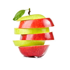 sliced red and green apple