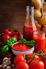 Tomato sauce still life