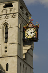 Fototapeta na wymiar Clock on the Royal Courts of Justice building