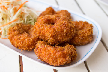 Deep fried shrimp cakes