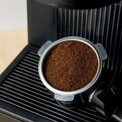 coffee maker machine with ground coffee