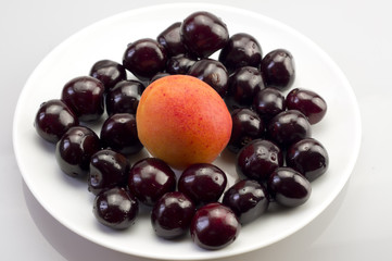 Apricot and cherries