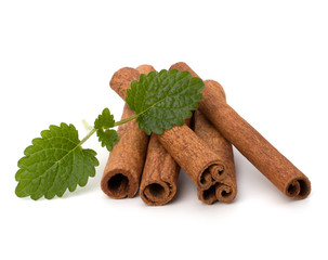 Cinnamon sticks