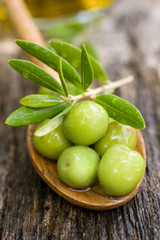 Frische Oliven