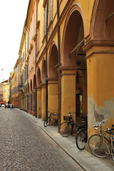 Modena, portici via Emilia