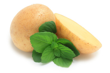 Pommes de terre et menthe