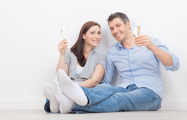 paar sekt wohnung