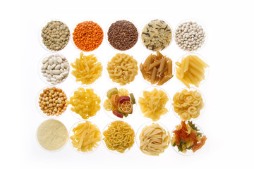 nudeln, reis und ülsenfrüchte