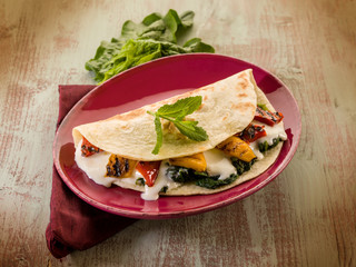 piadina with spinach grilled capsicum and cheese