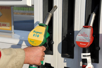 Tankstelle, Super, E10, Ethanol, Bioethanol, Kraftstoff,
