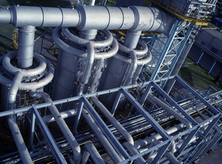 Chemical manufacturing plant construction