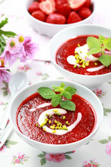 Cold strawberry soup