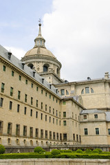 Fototapeta na wymiar El Escorial, siedziba królewska z San Lorenzo, Madryt, Hiszpania