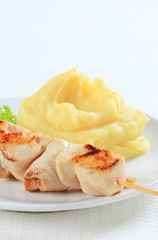 Chicken skewer and mashed potato