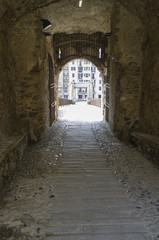 Fototapeta na wymiar Old fortress obraz kolorowy wejście