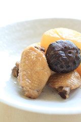 Japanese cuisine, simmered chicken and radish