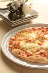 Italian cuisine, Mozzarella Pizza