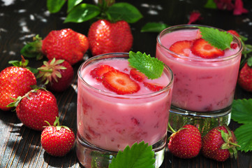 Nachtisch, Erdbeeren
