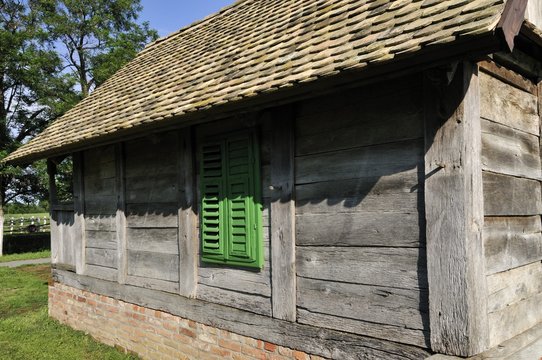 Oak cottage in the farmyard