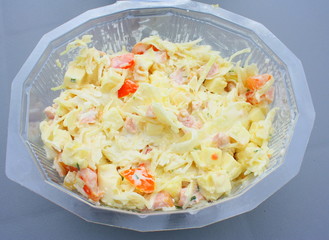 crudités de chou,tomate,fromage