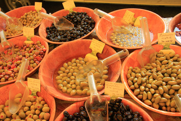 Different sorts of olives
