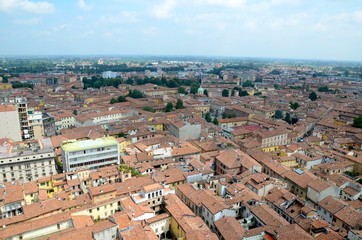Fototapeta na wymiar zobacz Cremona z Torrazzo