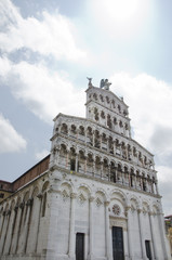 Naklejka premium CHIESA