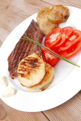meat food : roast beef fillet mignon served on white