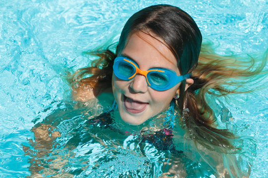 enfant piscine