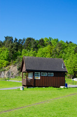 Fototapeta na wymiar Typowy dom norweski