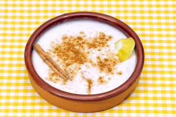 Rice pudding in a ceramic bowl