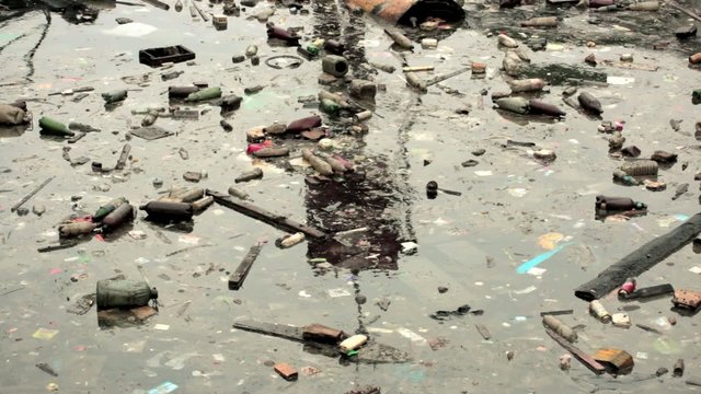 A large amount of trash polluting our waters