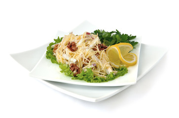 Salad with cheese and apple, walnuts and yogurt