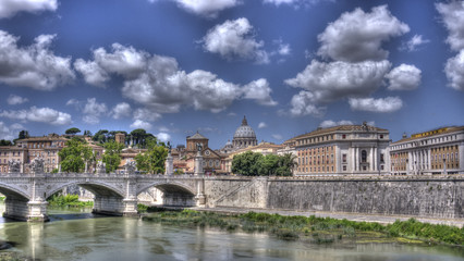 Fototapeta na wymiar Roma, ponte Vittorio, veduta parziale