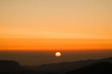 восход в горах