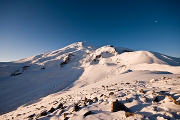 Эльбрус на рассвете
