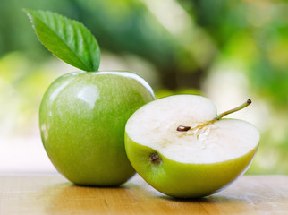 apples
