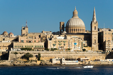Fototapeta na wymiar Zobacz ponad Valletta